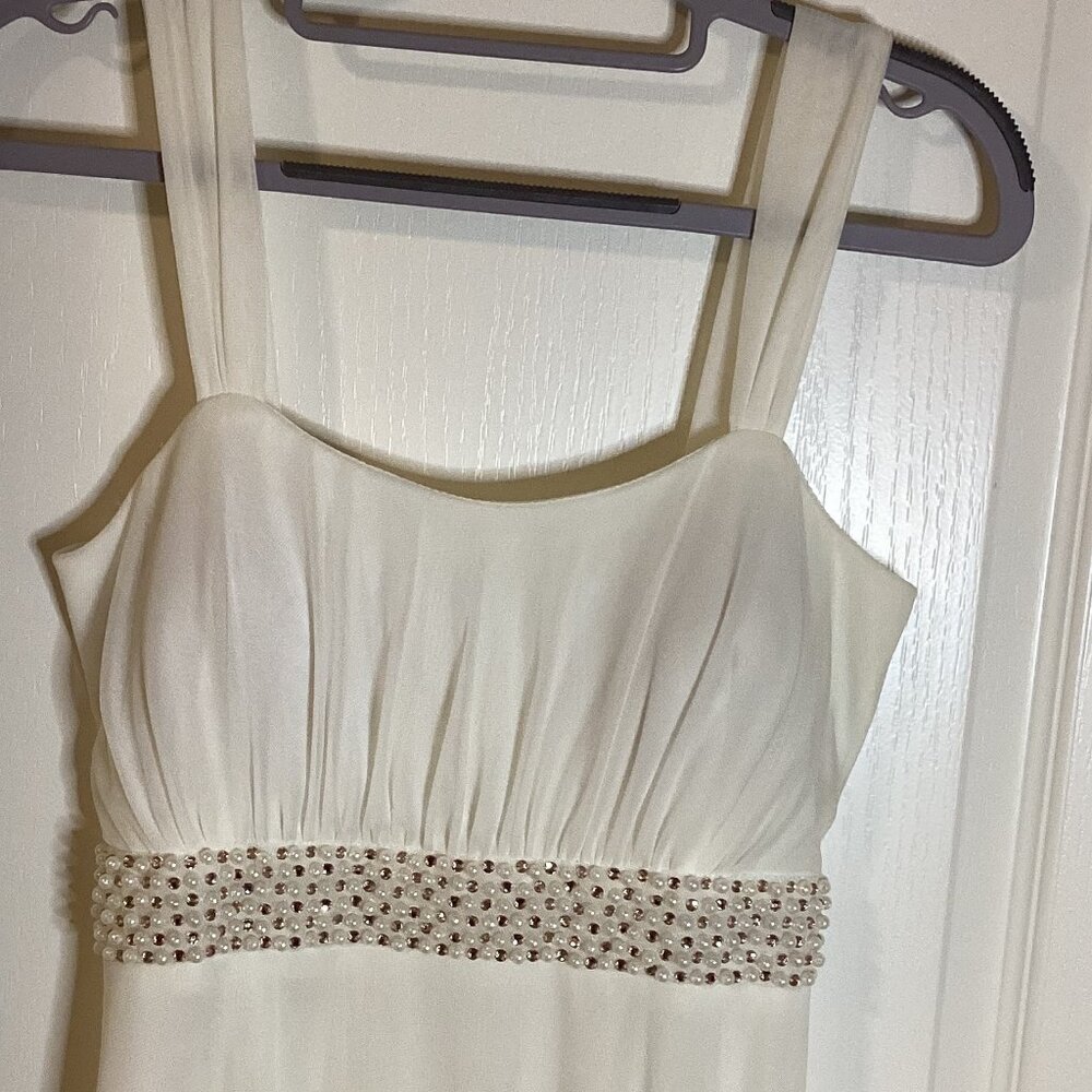 Neon by Bulux USA Women's Cream Dress Fully Lined Empire Waist High / Low - Picture 2 of 9